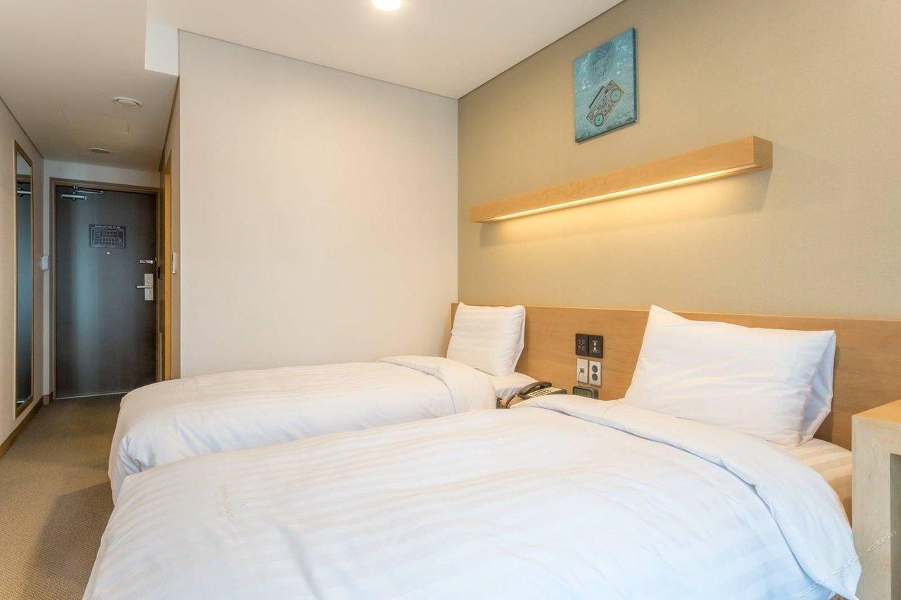 Floral Hotel Namsan City Seoul Myeongdong エクステリア 写真