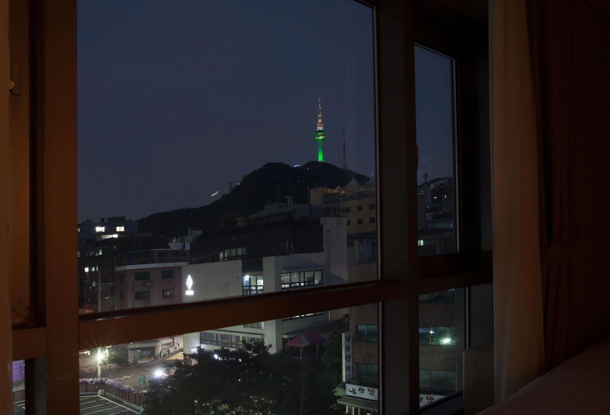 Floral Hotel Namsan City Seoul Myeongdong エクステリア 写真