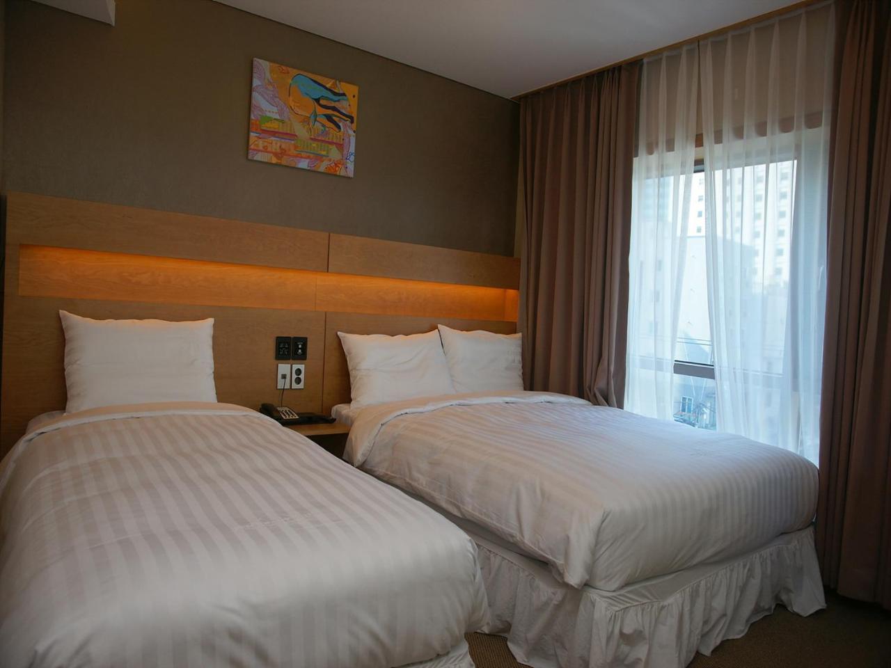 Floral Hotel Namsan City Seoul Myeongdong 部屋 写真
