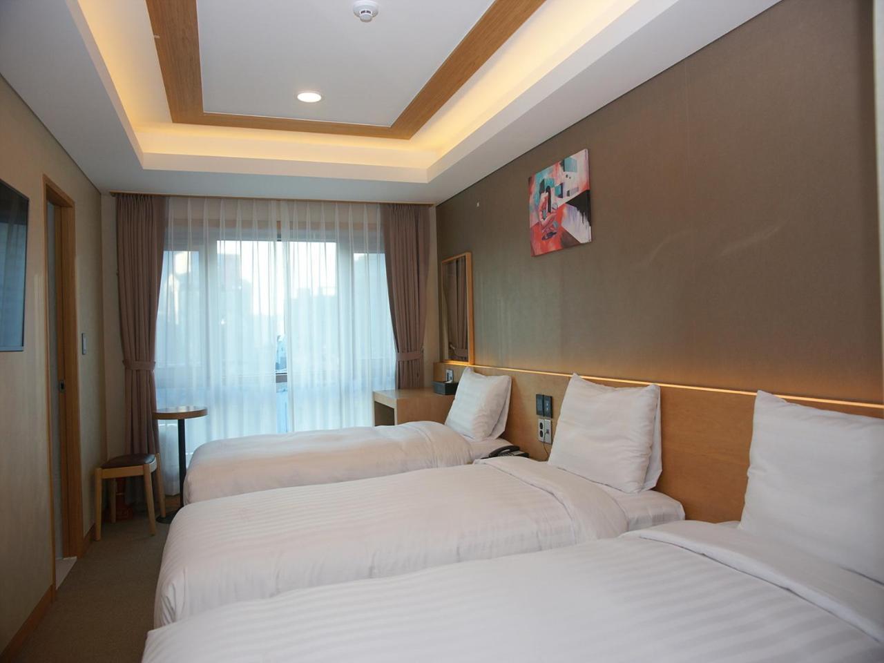 Floral Hotel Namsan City Seoul Myeongdong 部屋 写真