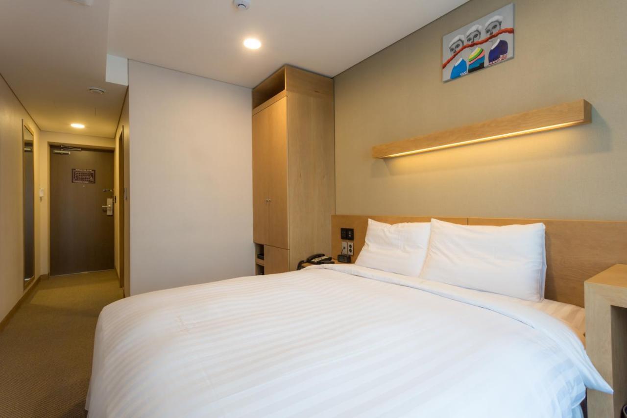 Floral Hotel Namsan City Seoul Myeongdong エクステリア 写真