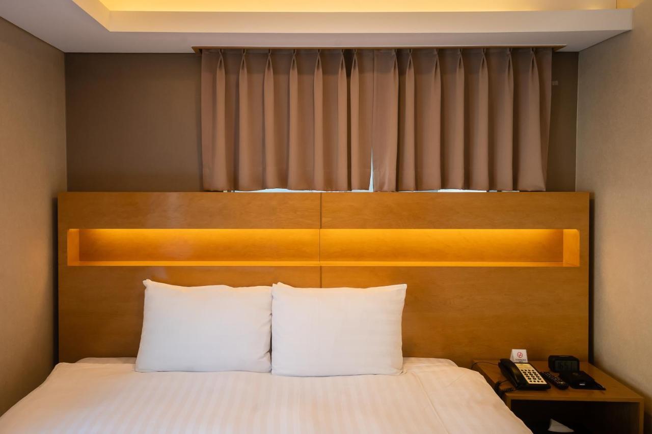 Floral Hotel Namsan City Seoul Myeongdong エクステリア 写真