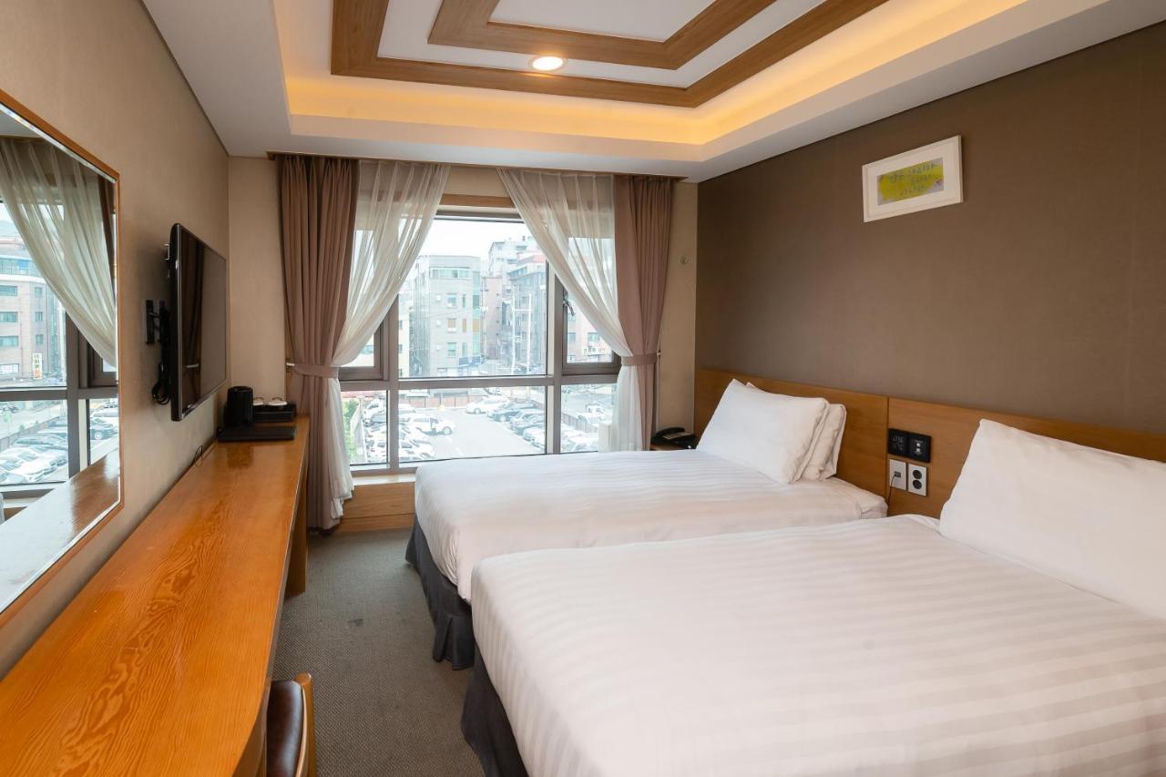 Floral Hotel Namsan City Seoul Myeongdong エクステリア 写真
