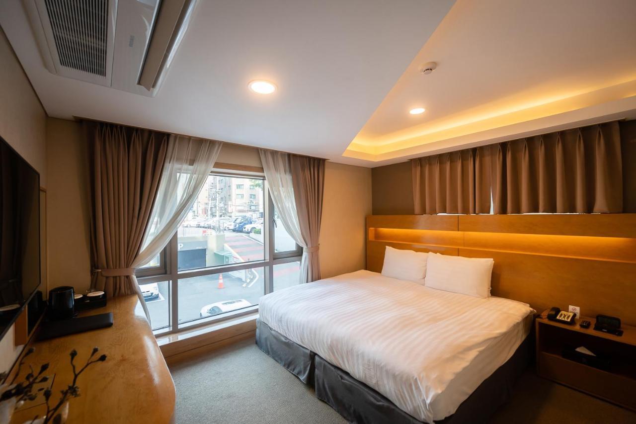 Floral Hotel Namsan City Seoul Myeongdong エクステリア 写真