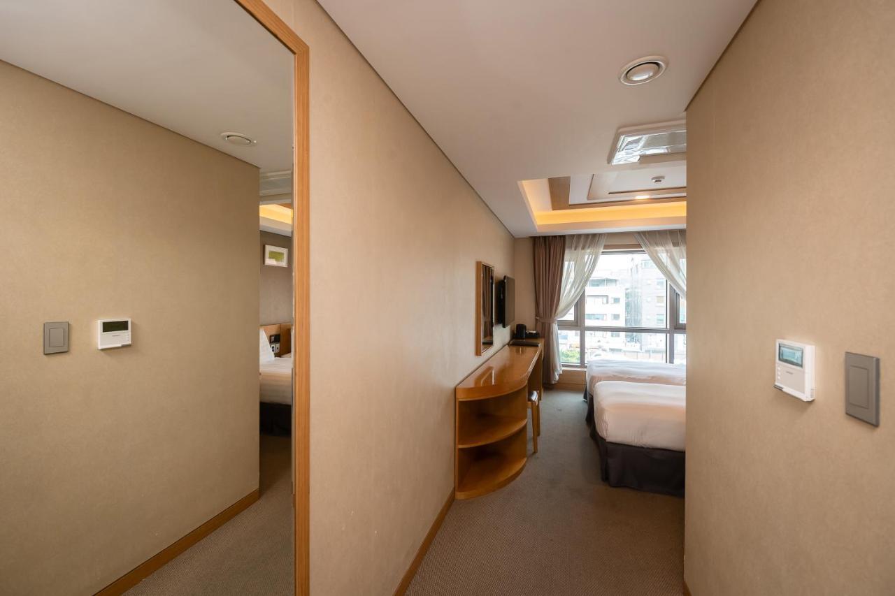 Floral Hotel Namsan City Seoul Myeongdong エクステリア 写真
