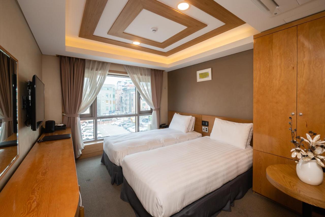 Floral Hotel Namsan City Seoul Myeongdong エクステリア 写真